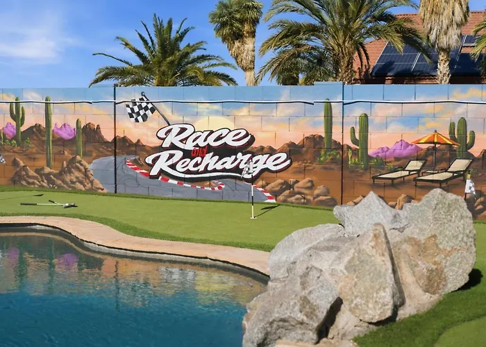 Recharge Ultimate Game Theater Heated Pool Villa